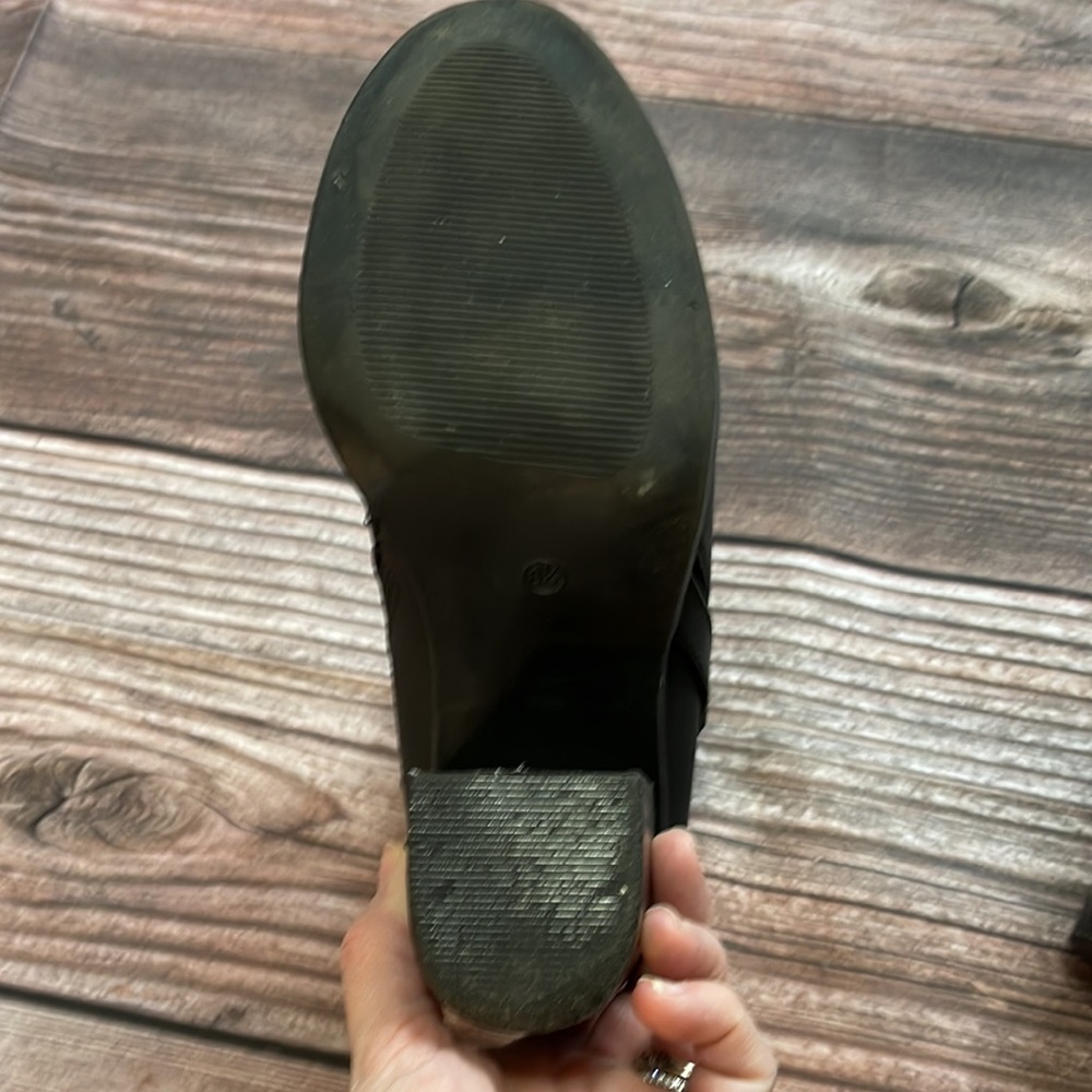 Black booties! - Picture 10 of 12